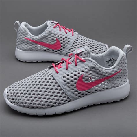 Nike Girls' Roshe One Flight Weight GS 